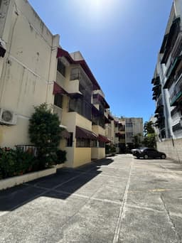 Apartamento en venta en Evaristo Morales primer nivel