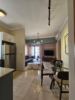 En Alquiler Apartamento Amueblado Evaristo Morales DN