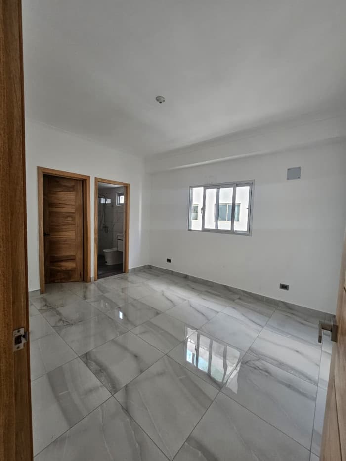En Venta Apartamento con Terraza El Millon Santo Dom. — foto 13
