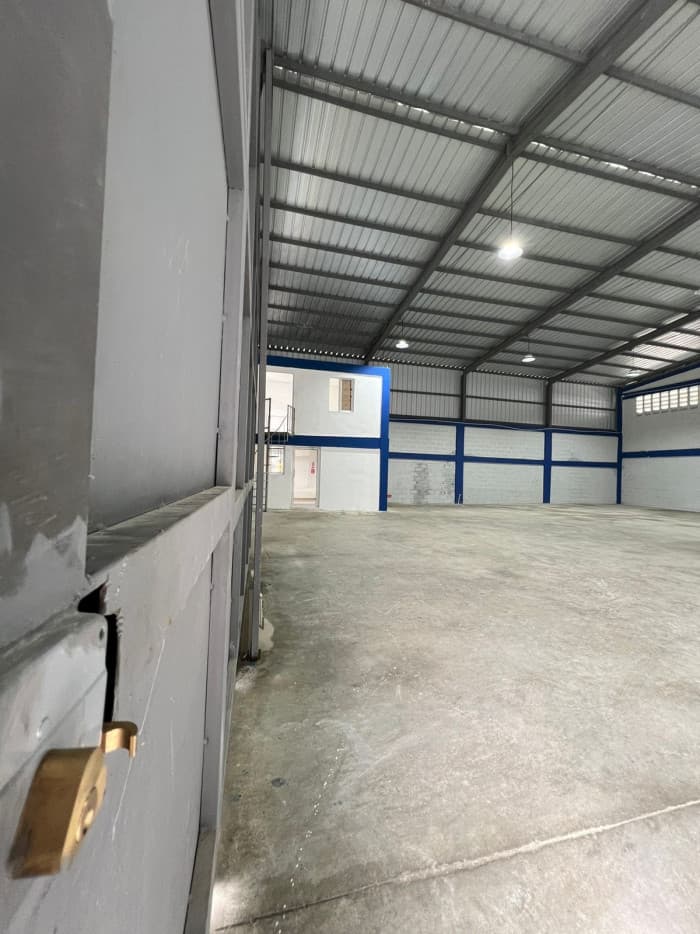 Nave Industrial en alquiler Villa Aura la Beisbolista — foto 12