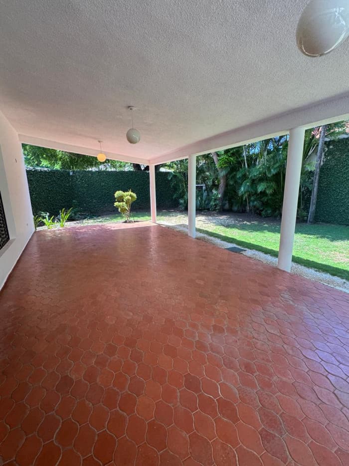 Casa en Alquiler Los Cacicazgos Ubicación premium — foto 4
