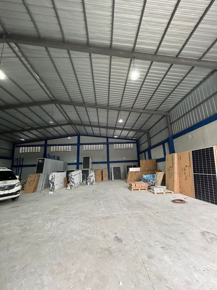 Nave Industrial en alquiler Villa Aura la Beisbolista — foto 1