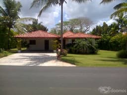 Jochy Real Estate Vende Villa En Casa de Campo la Romana