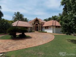 Jochy Real Estate Vende Villa En Casa De Campo