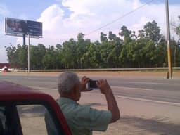se vende solar de 9020 metro cuadrado ubicado en el kilometro 17 en la misma autopista duarte  al lado del ole del k/m 17