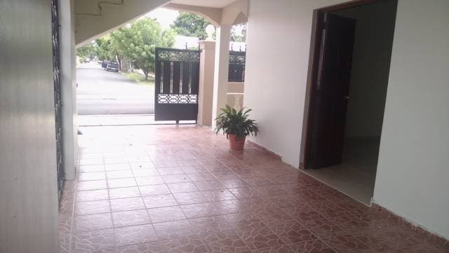 CASA EN RENTA EN EL PARAISO — foto 3