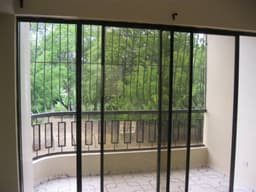 Apartamento de 3 habitaciones cerca de la Zona Franca