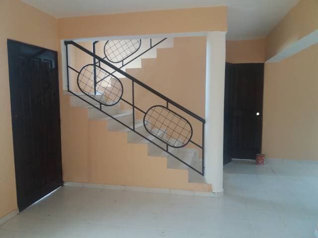 CASA EN RENTA DE 2 NIVELES EN URBANIZACION PRADOS DEL YAQUE SANTIAGO — foto 4